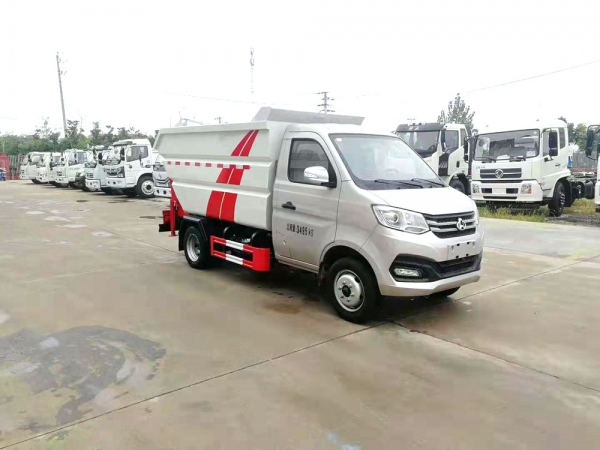 國六【4立方】長(zhǎng)安汽油雙輪后裝掛桶垃圾車