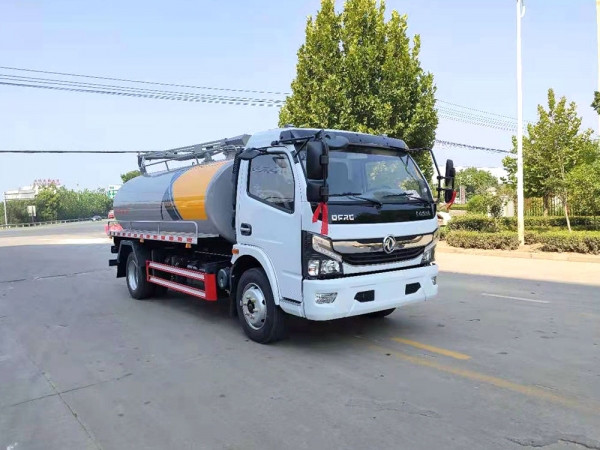 國(guó)六【9立方 】東風(fēng)多利卡D7吸糞車(chē) 東風(fēng)凱普特K7